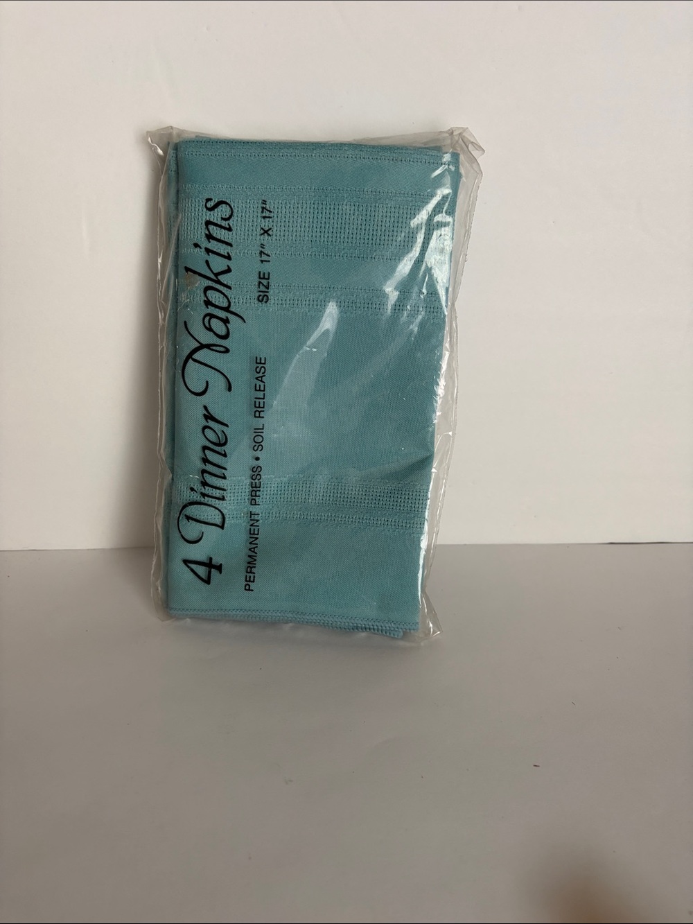Set of 4 Dinner Napkins in Light Teal
